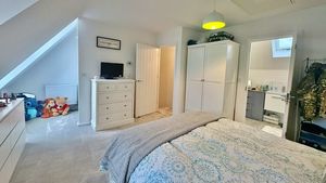 Photo 10- click for photo gallery